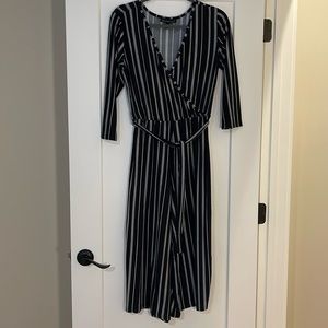 Derek heart black and white jumper